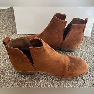 light brown ankle booties, Size 7